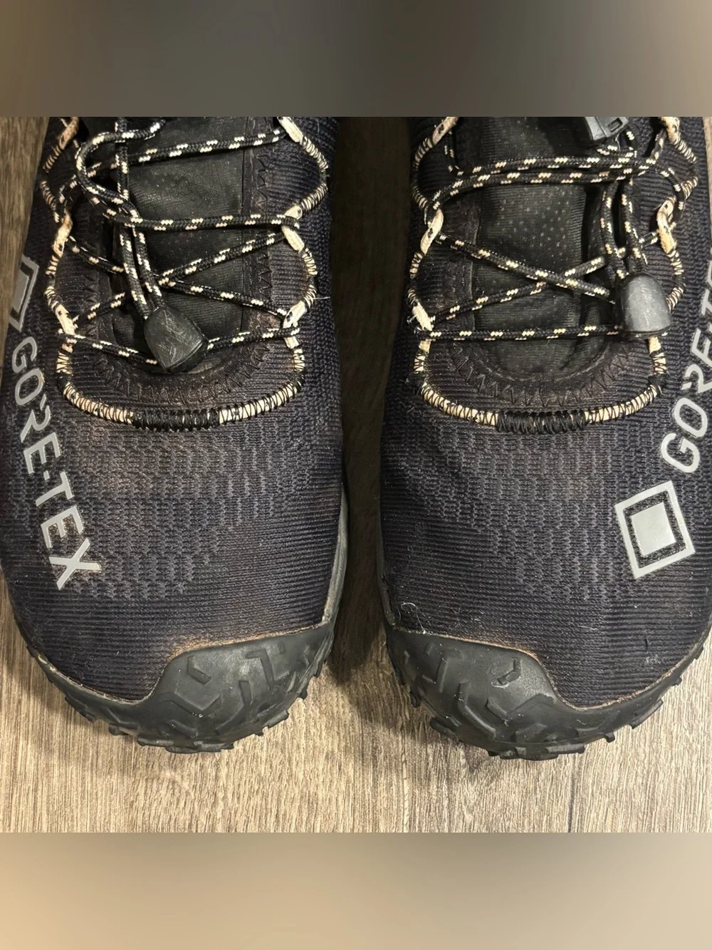 Merrell Trail Glove 7 GORE-TEX Vibram Sneaker Women’s Size 9 Black Waterproof